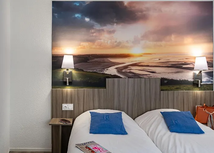 Contact Hotel Du Champ De Mars De Saint-Brieuc